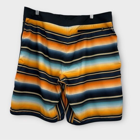 The North Face Board Swim Shorts In Stripe Men’s Size 38 - Picture 4 of 6